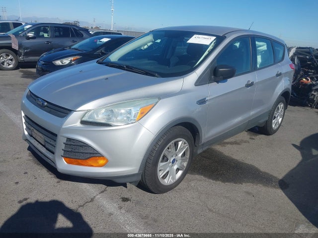 Ford ESCAPE S 2016 1FMCU0F73GUB99436 Image 2