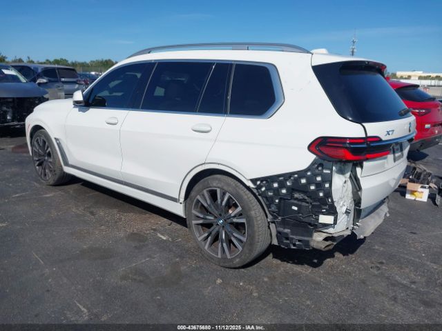 2024 BMW X7 5UX23EM05R9U17855 Photo 2