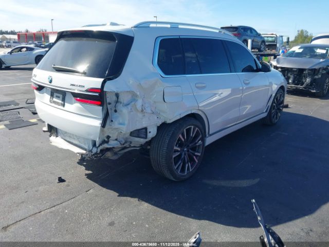 2024 BMW X7 5UX23EM05R9U17855 Photo 3