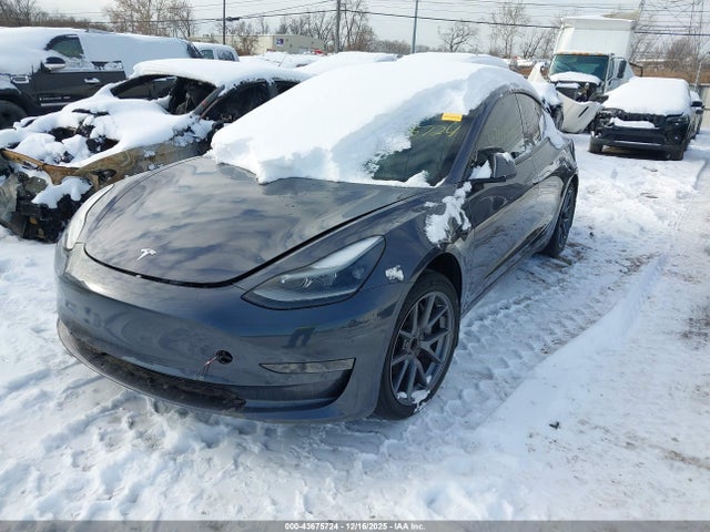 Продаж на аукціоні авто 2022 Tesla Model 3 Rear-wheel Drive, vin: 5YJ3E1EA8NF320665, номер лоту: 43675724