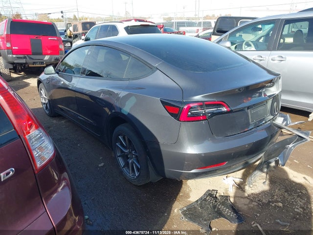 Продаж на аукціоні авто 2022 Tesla Model 3 Rear-wheel Drive, vin: 5YJ3E1EA8NF320665, номер лоту: 43675724