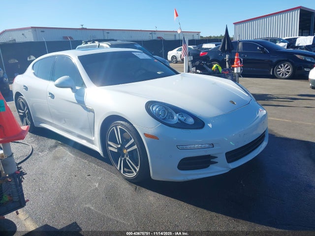 2016 PORSCHE PANAMERA WP0AA2A74GL006675