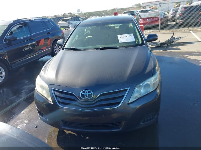 Продажа на аукционе авто 2011 Toyota Camry Le, vin: 4T1BF3EK2BU145681, номер лота: 43675757