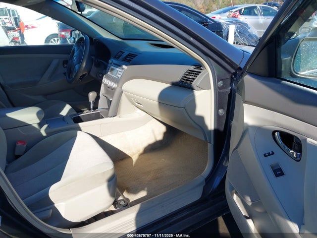 Продажа на аукционе авто 2011 Toyota Camry Le, vin: 4T1BF3EK2BU145681, номер лота: 43675757