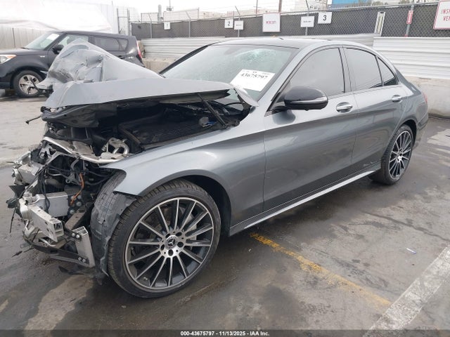 55SWF8DBXLU325553 Mercedes-Benz C 300