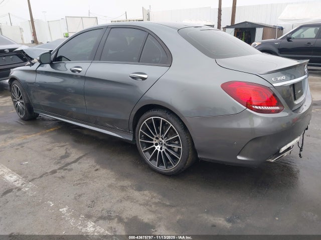 55SWF8DBXLU325553 Mercedes-Benz C 300