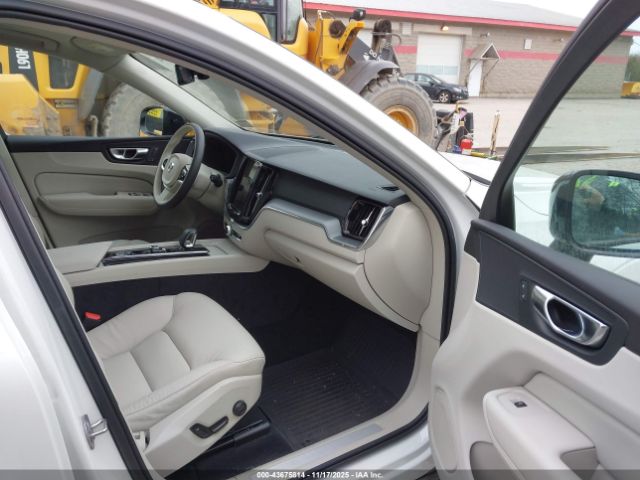 2025 VOLVO XC60 YV4M12RJXS1128732 Photo 4