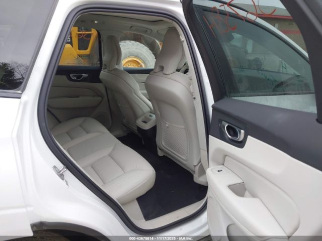 2025 VOLVO XC60 YV4M12RJXS1128732 Photo 7