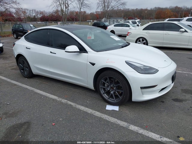 2022 TESLA MODEL 3 5YJ3E1EB0NF339221 Photo 0