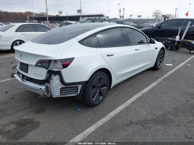 2022 TESLA MODEL 3 5YJ3E1EB0NF339221 Photo 3