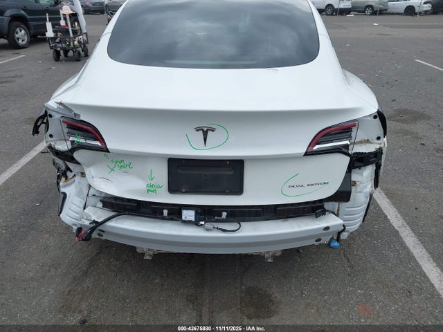 2022 TESLA MODEL 3 5YJ3E1EB0NF339221 Photo 5