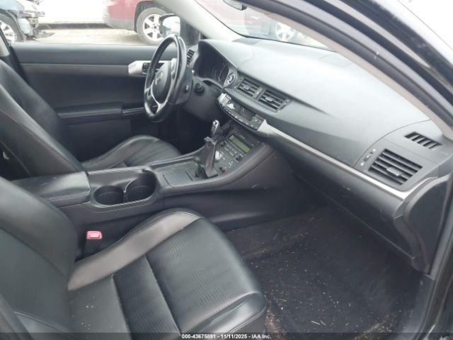 2011 LEXUS CT 200H JTHKD5BH9B2041682 Photo 4