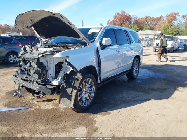 Продаж на аукціоні авто 2021 Cadillac Escalade 4wd Premium Luxury, vin: 1GYS4CKL7MR246268, номер лоту: 43675910