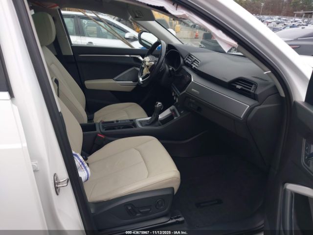 2022 AUDI Q3 WA1DECF37N1068023 Photo 4