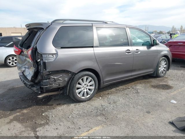 2017 TOYOTA SIENNA 5TDYZ3DC9HS880462 Photo 3