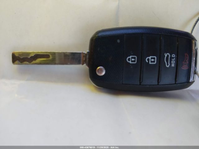 2018 KIA OPTIMA 5XXGT4L38JG273545 Photo 10