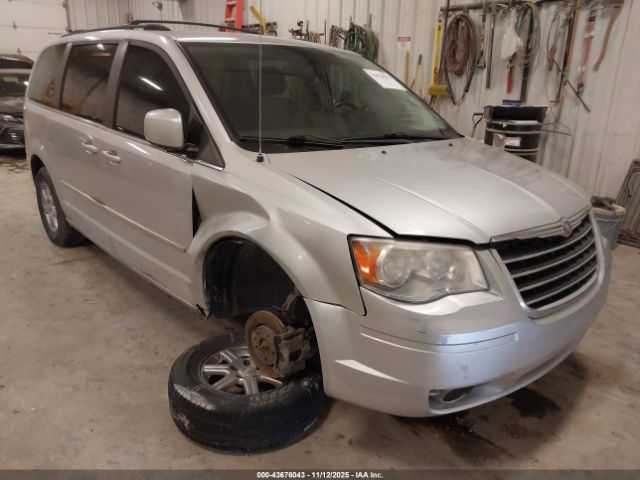 2010 CHRYSLER TOWN & COUNTRY 2A4RR8D15AR321273