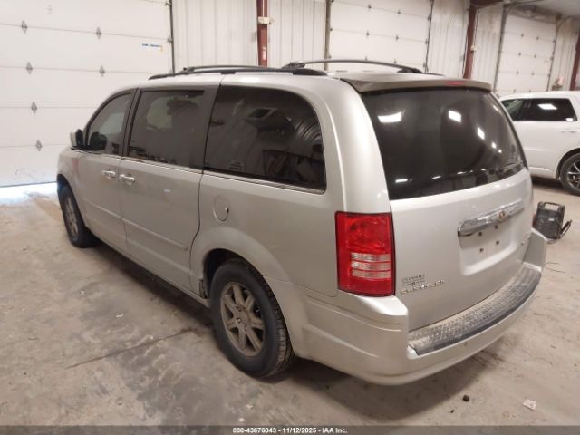 2010 CHRYSLER TOWN & COUNTRY 2A4RR8D15AR321273 Photo 2