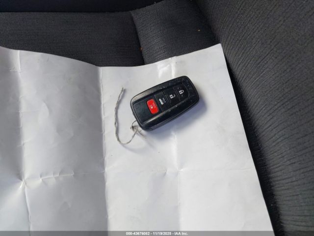 2019 TOYOTA CAMRY 4T1B11HK6KU828465 Photo 10