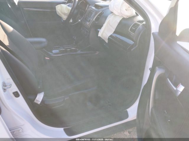 2014 KIA SORENTO 5XYKT4A6XEG517687 Photo 4