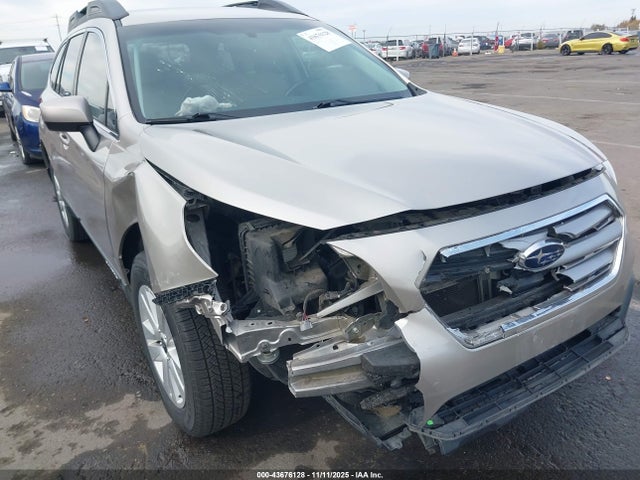 4S4BSACCXF3338961 Subaru Outback 2.5i Premium