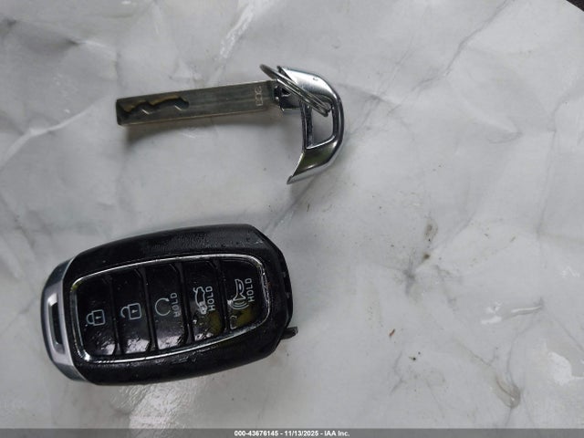 KMHLS4AG4MU210928 Hyundai ELANTRA SEL