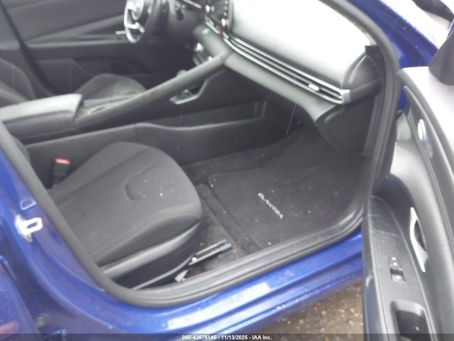 KMHLS4AG4MU210928 Hyundai ELANTRA SEL