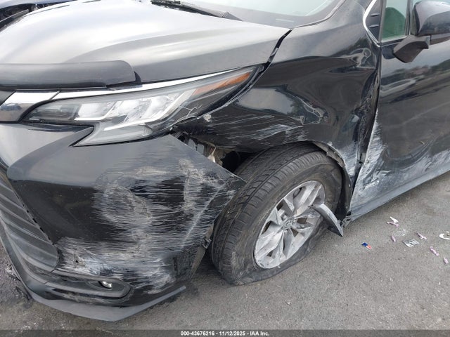 2021 TOYOTA SIENNA 5TDKRKEC3MS047135 Photo 5