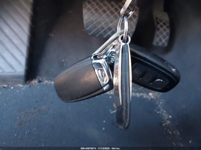 2011 AUDI Q5 WA1DKAFP1BA046143 Photo 10