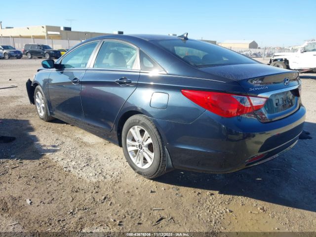 2011 HYUNDAI SONATA 5NPEB4AC9BH101477 Photo 2