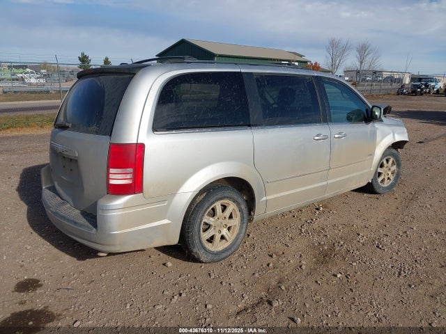 Продажа на аукционе авто 2008 Chrysler Town & Country Touring, vin: 2A8HR54PX8R711826, номер лота: 43676310