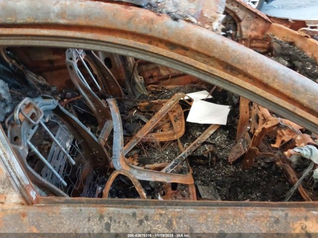 2022 KIA NIRO KNDCE3LC5N5493805 Photo 4