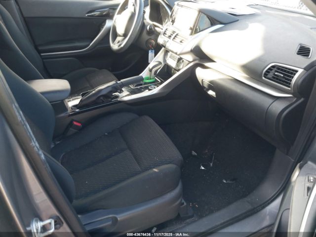 2019 MITSUBISHI ECLIPSE CROSS JA4AT3AA7KZ016273 Photo 4