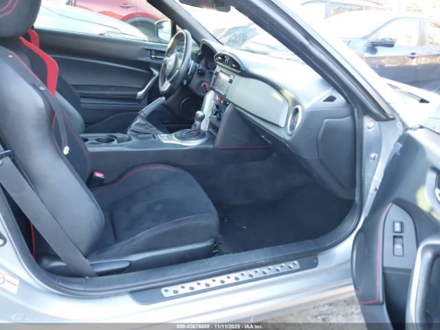 2015 SCION FR-S JF1ZNAA1XF8713770 Photo 4