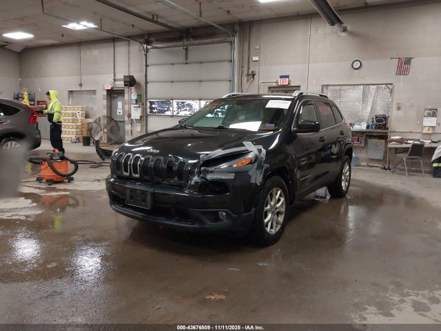 Продажа на аукционе авто 2015 Jeep Cherokee Latitude, vin: 1C4PJMCS1FW794836, номер лота: 43676509