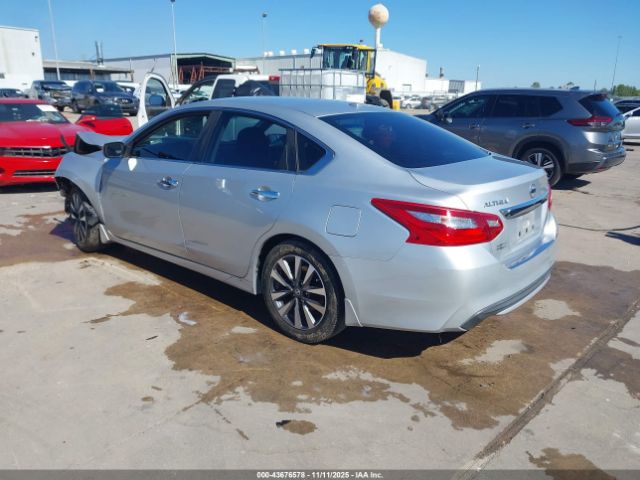 2016 NISSAN ALTIMA 1N4AL3AP6GC261804 Photo 2