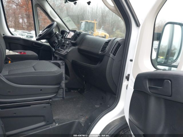 2022 RAM PROMASTER 1500 3C6LRVAG1NE109889 Photo 4