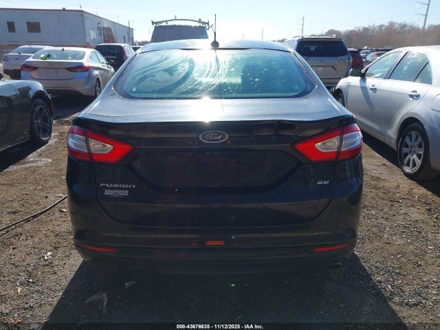 43676635 :رقم المزاد ، 1FA6P0H75F5117615 vin ، 2015 Ford Fusion Se مزاد بيع