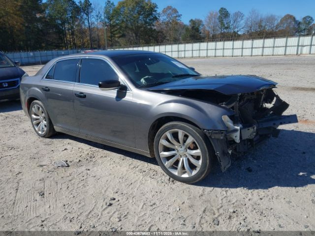 2019 CHRYSLER 300 2C3CCAEG5KH536445