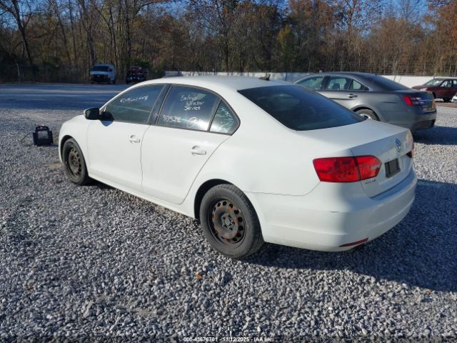 2014 VOLKSWAGEN JETTA 3VWD17AJ6EM405246 Photo 2
