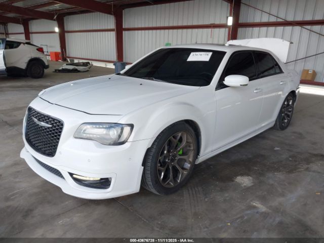 2018 CHRYSLER 300 2C3CCABGXJH261416 Photo 1