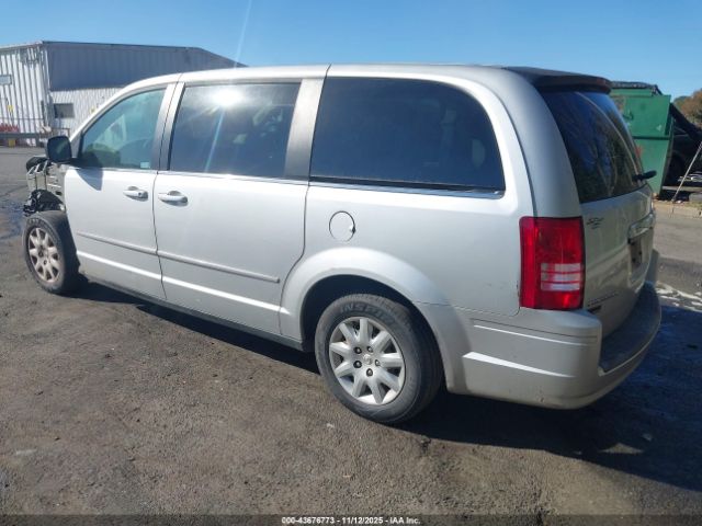 2009 CHRYSLER TOWN & COUNTRY 2A8HR44E49R656011 Photo 2