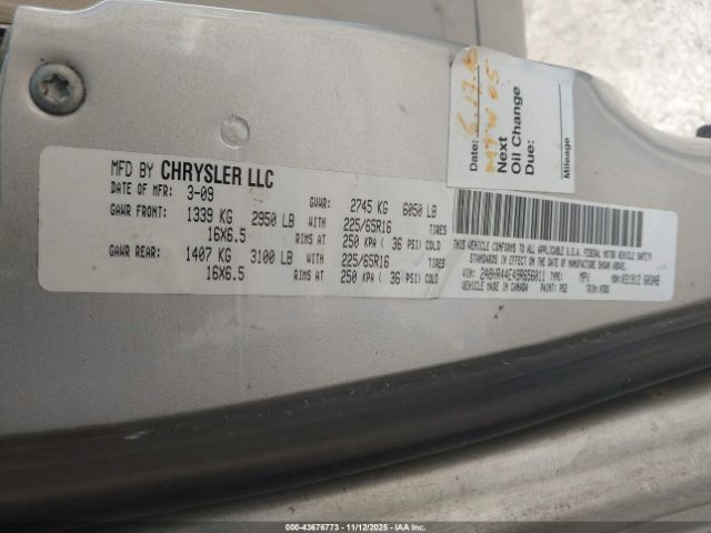 2009 CHRYSLER TOWN & COUNTRY 2A8HR44E49R656011 Photo 8
