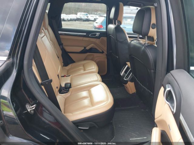 2016 PORSCHE CAYENNE WP1AA2A21GKA38198 Photo 7