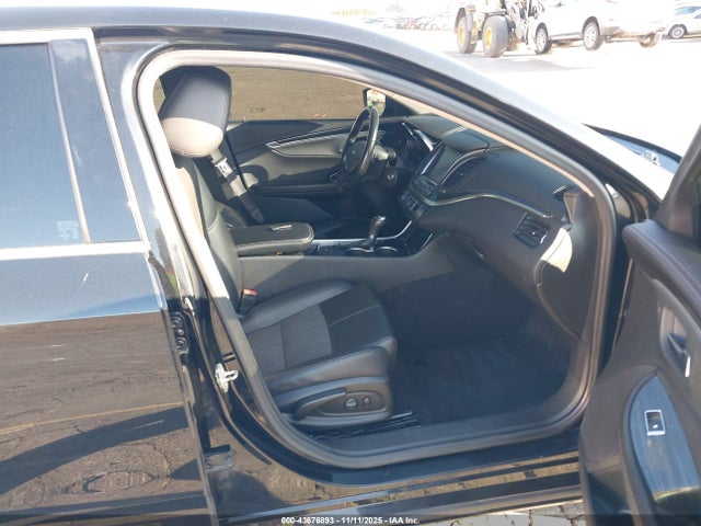 1G1105S38HU186389 Chevrolet IMPALA 1LT