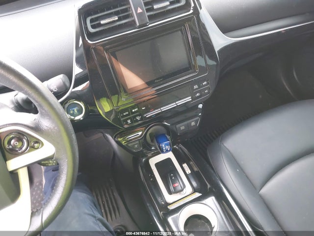 Toyota Prius Four 2016 JTDKARFUXG3011309 Image 11