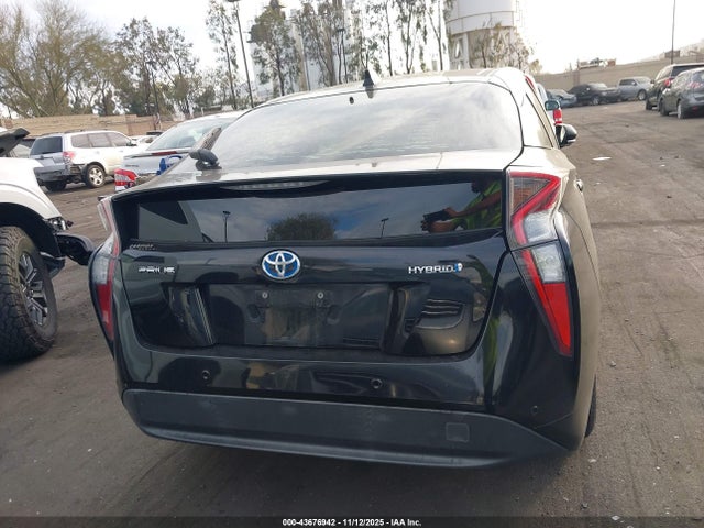 Toyota Prius Four 2016 JTDKARFUXG3011309 Image 16