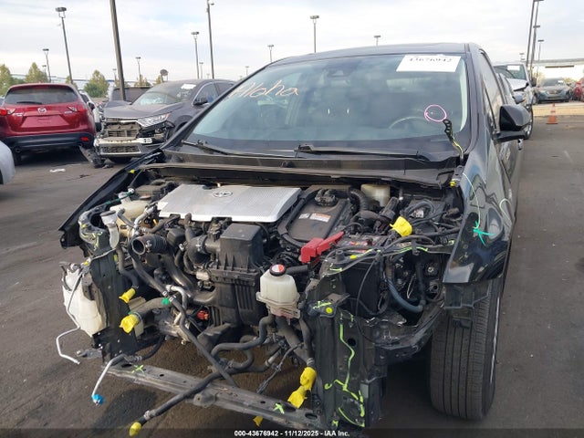 Toyota Prius Four 2016 JTDKARFUXG3011309 Image 6