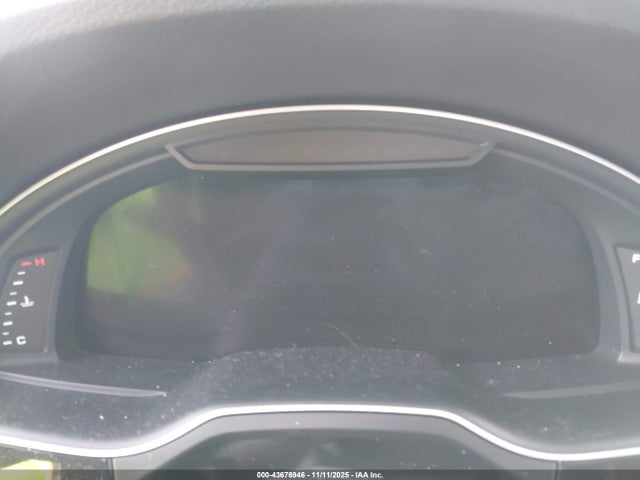 2017 AUDI Q7 WA1VAAF75HD000409 Photo 6