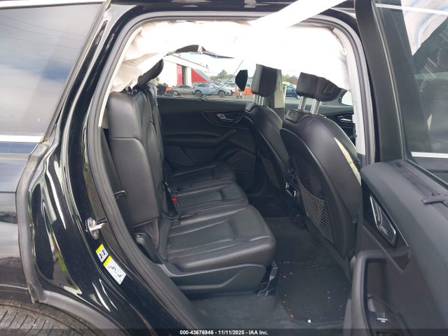 2017 AUDI Q7 WA1VAAF75HD000409 Photo 7